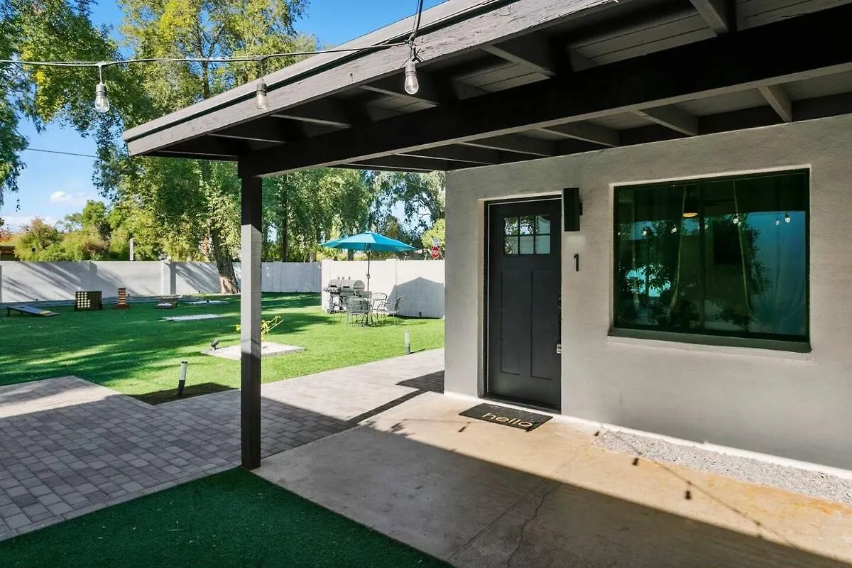 Phoenix The Entertainers Dream Villa