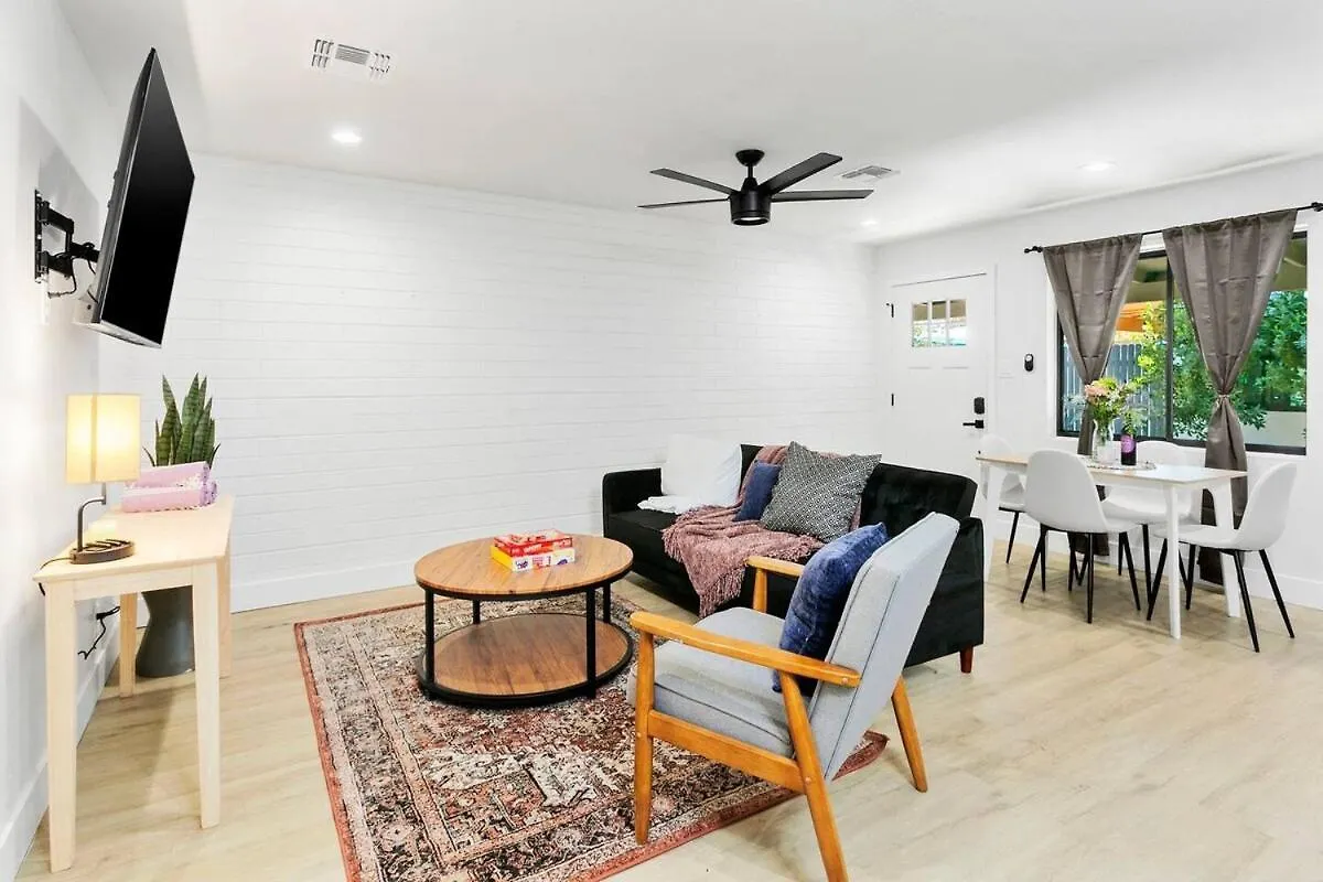 Holiday home Phoenix The Entertainers Dream Villa
