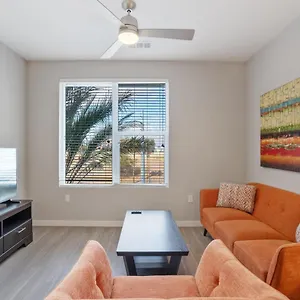  Apartment Gia Modern 2br With Swimming Pool